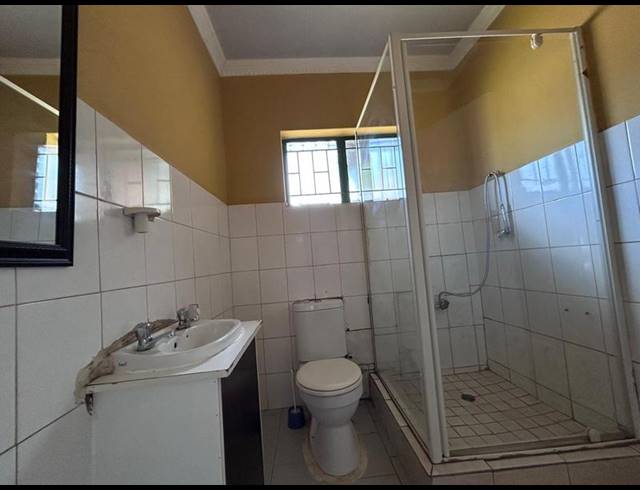 3 BEDROOM HOUSE FOR SALE IN THE ORCHARDS